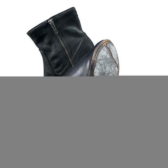 FRYE Stella Zip Short Ankle Heeled Black Leather Booties Sz 10 - Picture 9 of 10